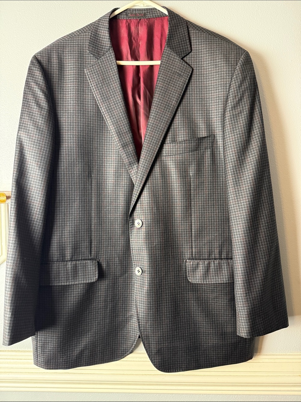 Men's Charcoal Houndstooth Sport Coat with Burgundy Lining 100% wool